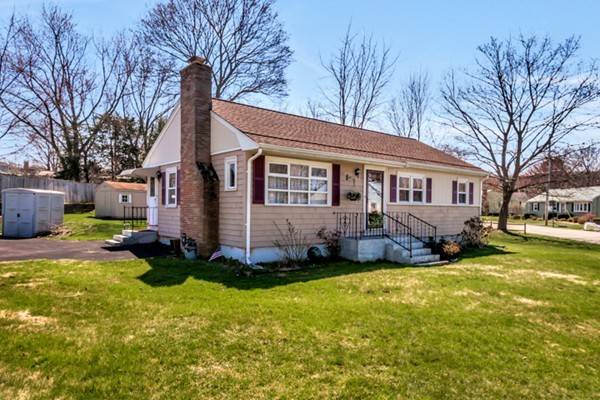 11 Melo Rd, Woburn, MA 01801