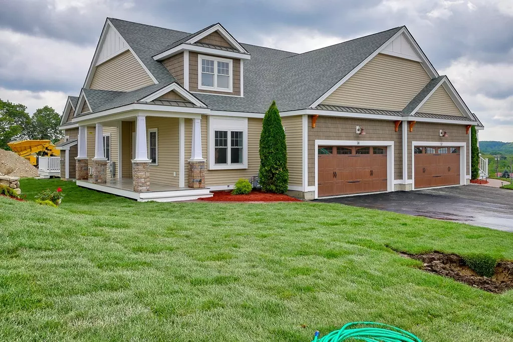 Dracut, MA 01826,324 Broadway Road #30
