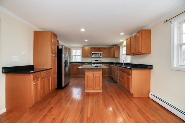 Ashland, MA 01721,22 Carl Ghilani Cir