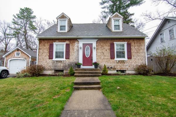 86 Wood Ave, East Longmeadow, MA 01028