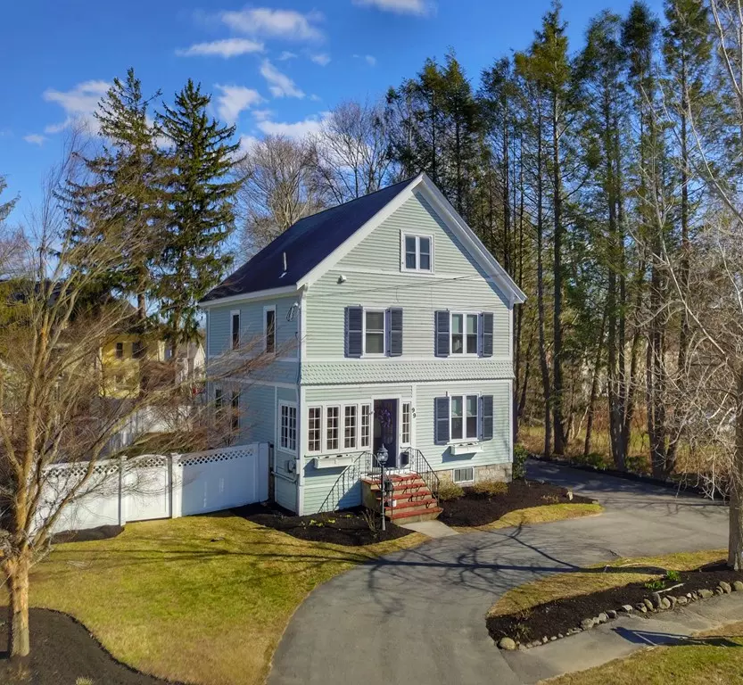 Andover, MA 01810,99 Elm St