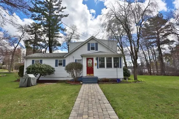 Lynnfield, MA 01940,126 Oak Ridge Terrace