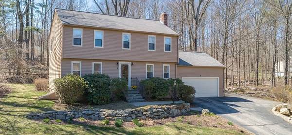 8 Valentine Rd, Hopkinton, MA 01748