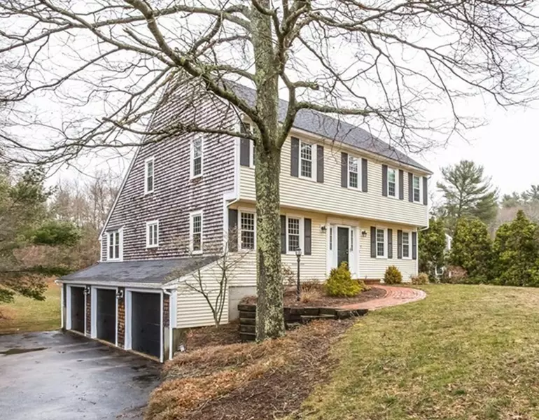 9 Victoria Lane, Pembroke, MA 02359