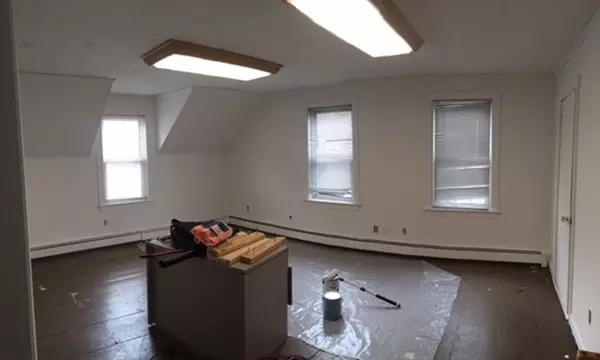 Leominster, MA 01453,119 Hamilton St