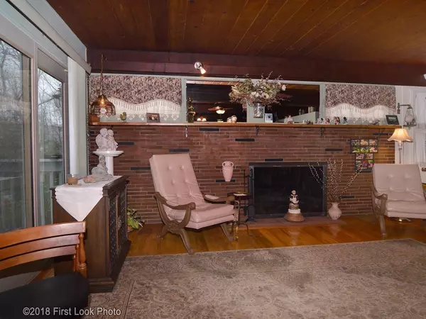 Attleboro, MA 02703,33 Wood Street