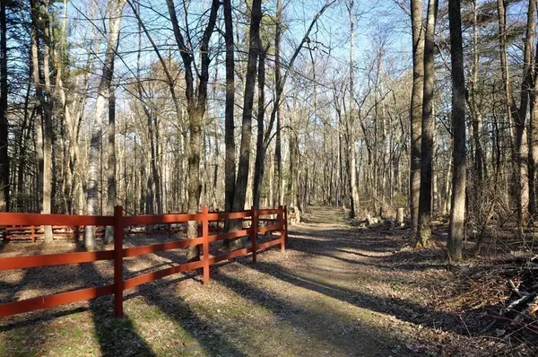 Harvard, MA 01451,69 Lancaster County Rd