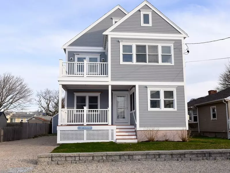 43 Newport St, Marshfield, MA 02050