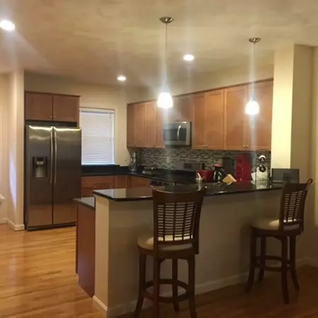 Winthrop, MA 02152,7 Seafoam Ave #1