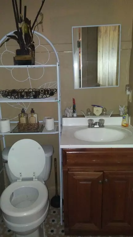 Springfield, MA 01108,56 Leyfred Ter