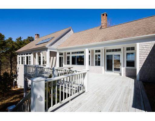 10 Salt Meadow Lane, Wellfleet, MA 02667