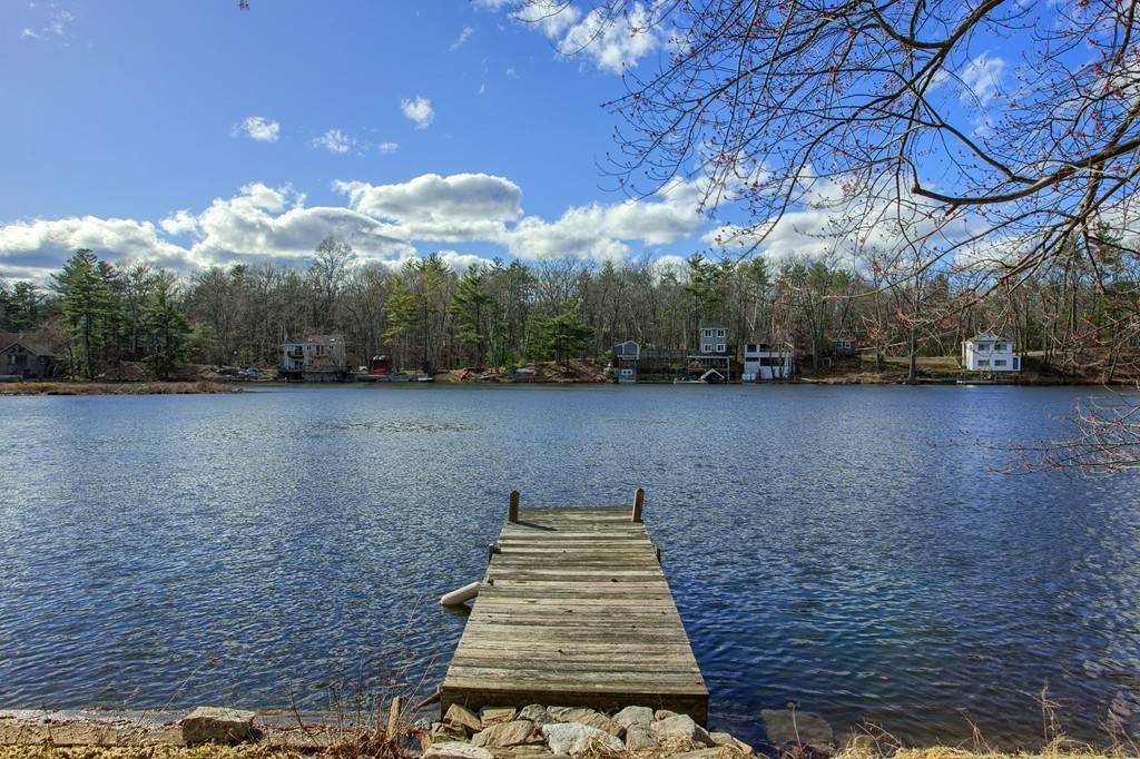 Groton, MA 01450,16 Redskin Trail