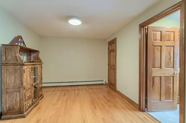 North Andover, MA 01845,55 Camden Street