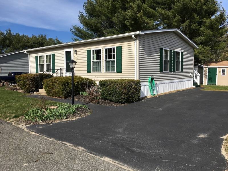 4 Douglas Drive, Carver, MA 02330