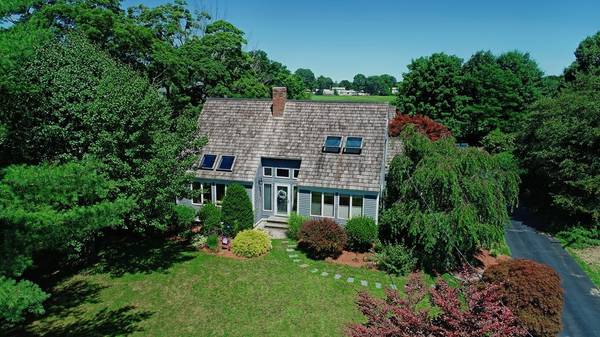 1 Rolling Green Drive, Cumberland, RI 02864