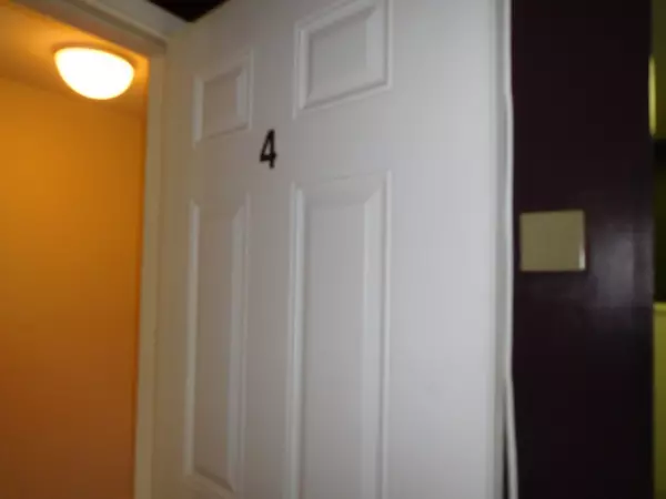 Plymouth, MA 02360,7 Marc Dr #7A4