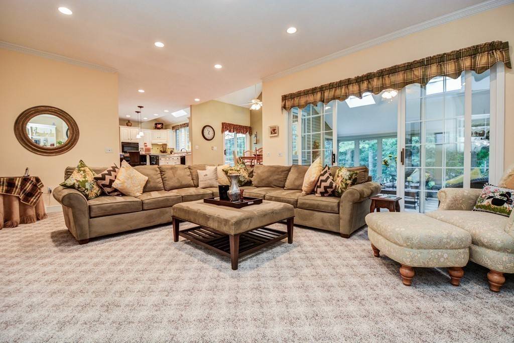 Mansfield, MA 02048,44 Lancashire Drive