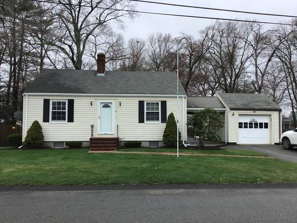 44 Woodbine St, Brockton, MA 02301