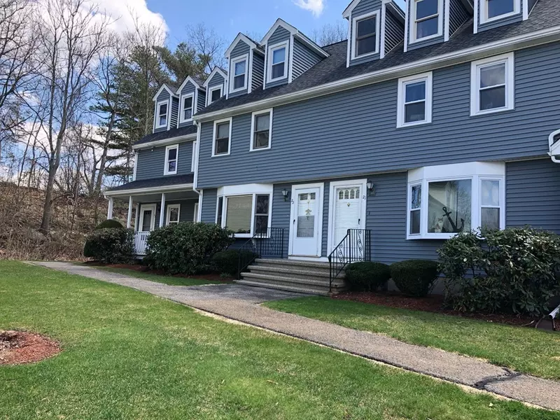 22 Merrimack Meadows Ln #22, Tewksbury, MA 01876