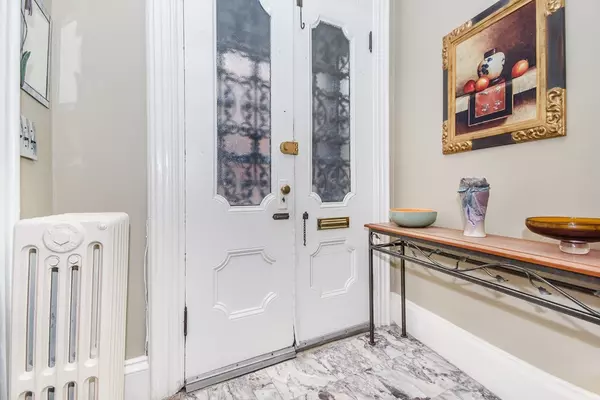 Boston, MA 02118,161 W. Brookline Street