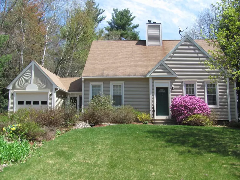 156 Village Crossing, Fitchburg, MA 01420