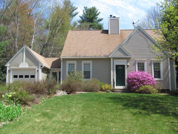 156 Village Crossing, Fitchburg, MA 01420