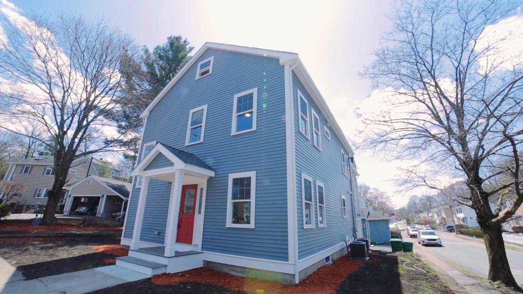 914 Highland Ave, Medford, MA 02155