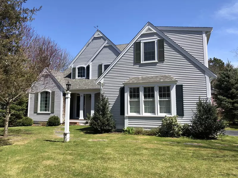 38 Winter St, Yarmouth, MA 02675