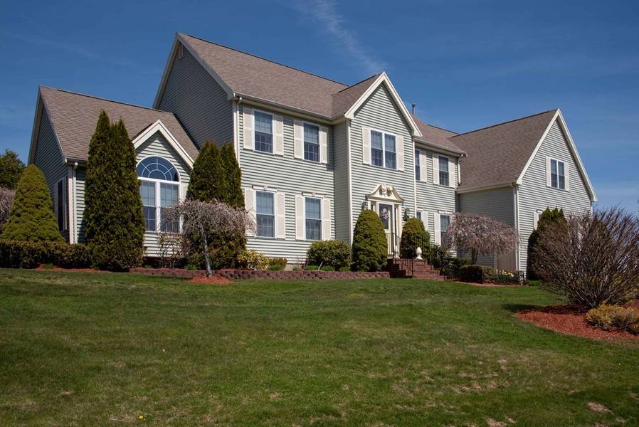 11 Copper Beech Circle, West Bridgewater, MA 02379