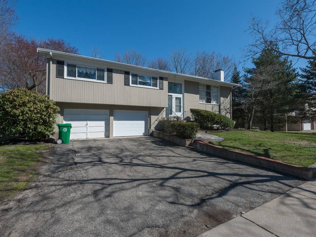 8 Sharpe Rd, Newton, MA 02459