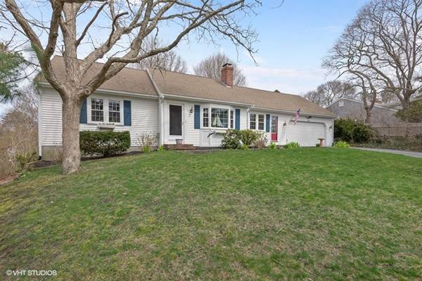 82 Barnacle Rd, Yarmouth, MA 02675