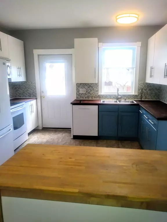 Lynn, MA 01902,69 Coburn St