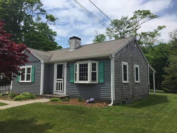 8 Charles St, Sandwich, MA 02563