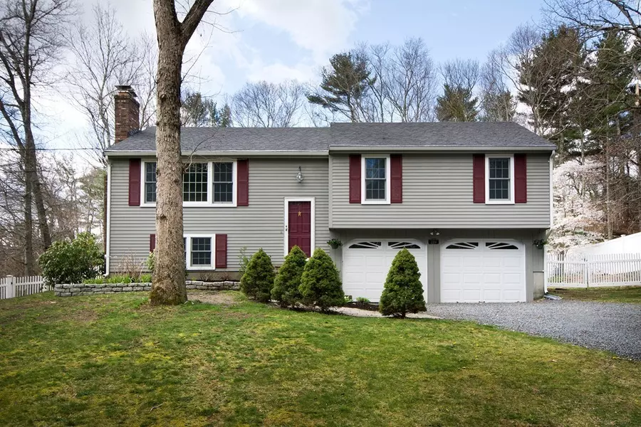 289 Moraine St, Marshfield, MA 02050