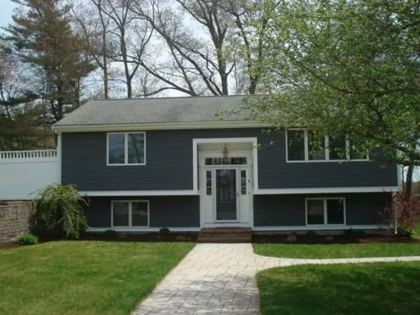 6 Holmes Street, Carver, MA 02330