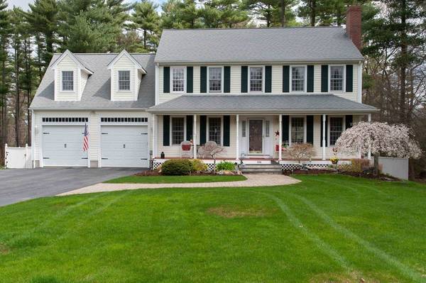 106 Saddleworth Way, Middleboro, MA 02346