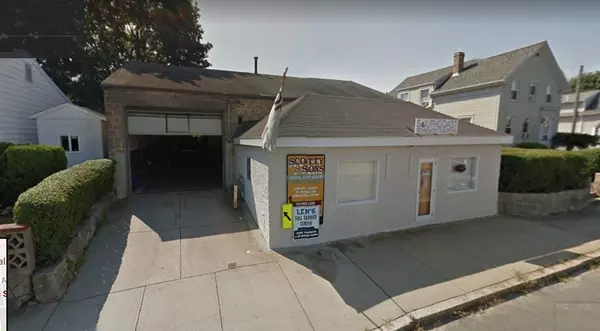 456 Allen St, New Bedford, MA 02740