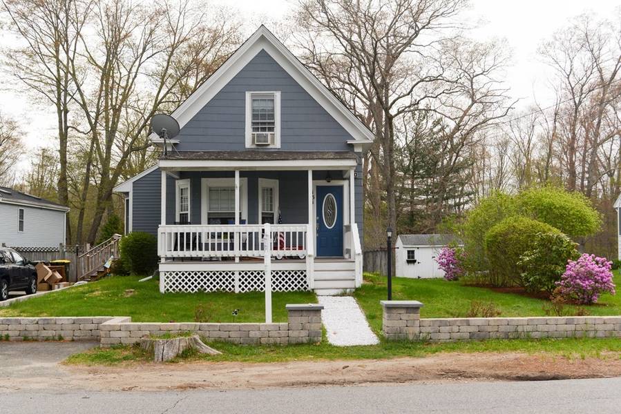 131 Thayer Ave, East Bridgewater, MA 02333