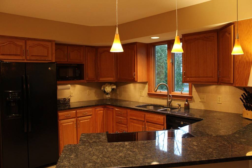 Westfield, MA 01085,35 Gary Drive