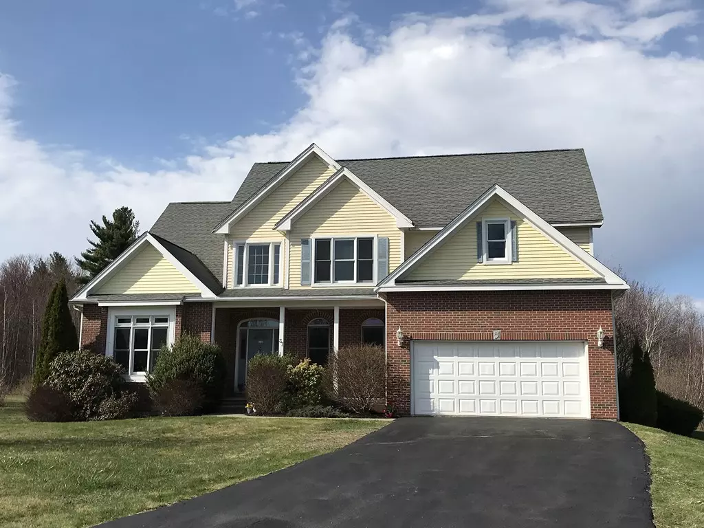 Paxton, MA 01612,37 Forestdale Rd