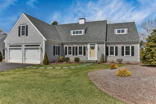 16 Spring Brook Ln, Barnstable, MA 02635