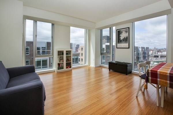 2 Earhart Street #704, Cambridge, MA 02141