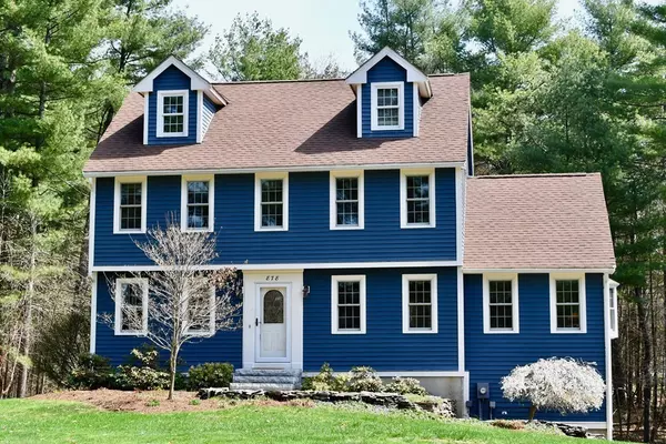 878 Townsend Rd, Groton, MA 01450