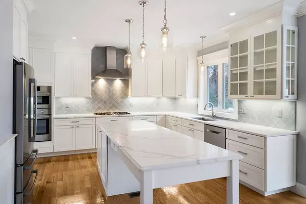 Burlington, MA 01803,24 Hilltop Dr