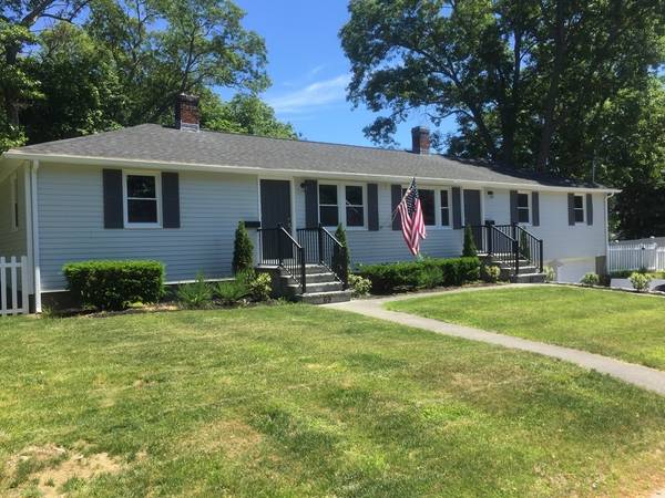 67-69 Rhodes Cir, Hingham, MA 02043