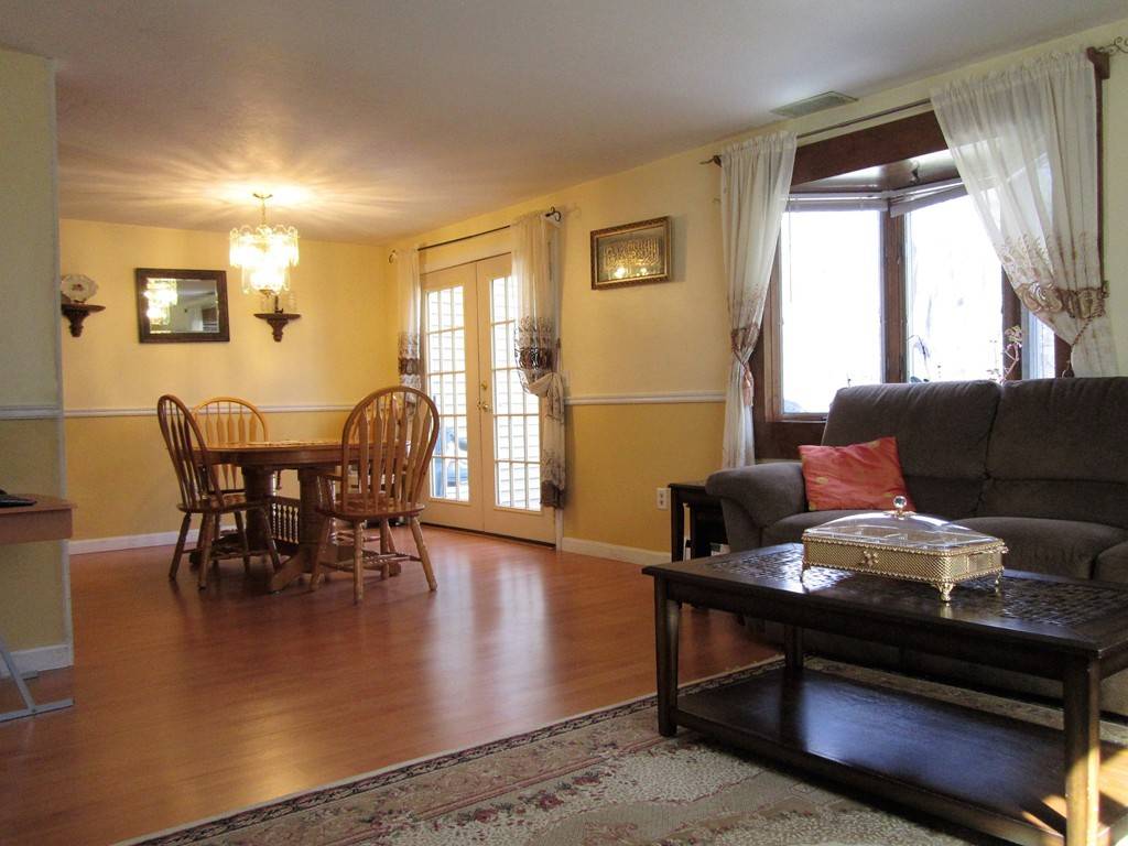 Worcester, MA 01606,37 Santoro Road