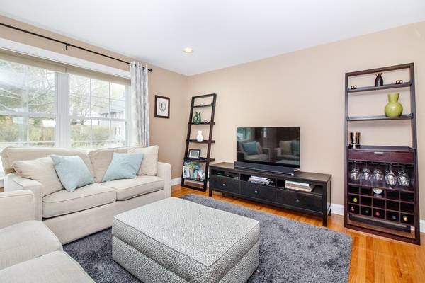 Arlington, MA 02474,83 Orient Ave #83