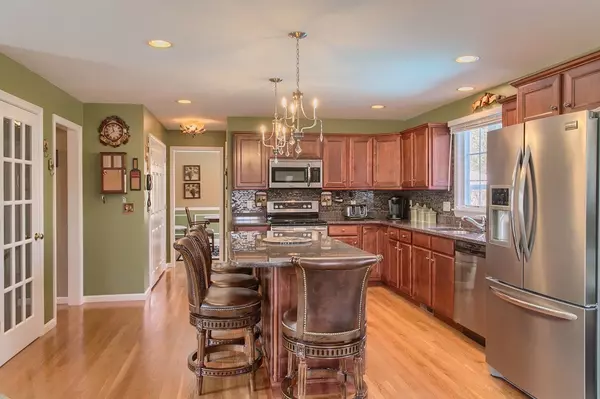 Shirley, MA 01464,3 August Lane