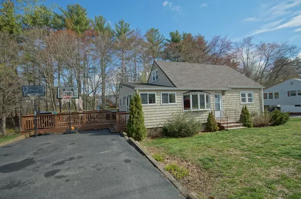 35 Anthony Rd, Tewksbury, MA 01876