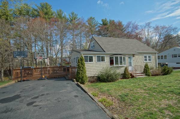 35 Anthony Rd, Tewksbury, MA 01876